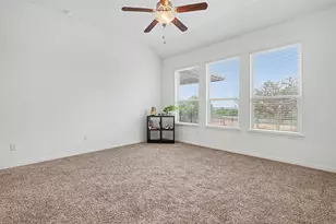557 Scenic Bluff Dr, Georgetown, TX 78628 - Photo 28