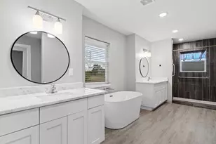 813 Central Ave, Elgin, TX 78621 - Photo 18