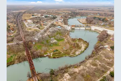 9035 Fm 725, Mcqueeney, TX 78123 - Photo 32