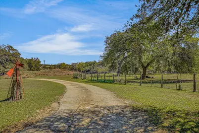 5421 Purgatory Road, San Marcos, TX 78666 - Photo 4