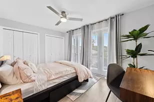 2711 Trail Of Madrones St, Austin, TX 78746 - Photo 16