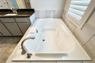 4720 Vaughan St, Austin, TX 78723 - Photo 18