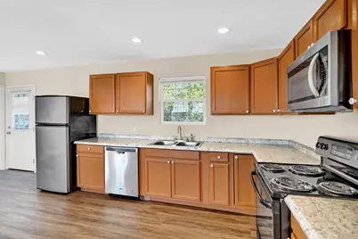 207 Oakwood Loop, San Marcos, TX 78666 - Photo 16