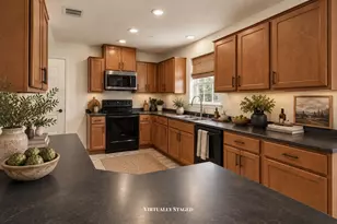 13712 Vigilance St, Manor, TX 78653 - Photo 10