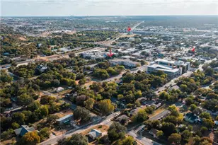 301 N Lewis St, Round Rock, TX 78664 - Photo 4