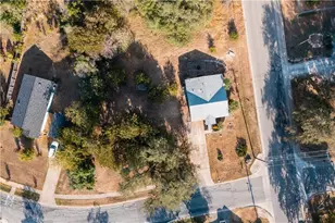301 N Lewis St, Round Rock, TX 78664 - Photo 2