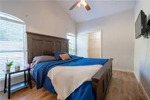 301 N Lewis St, Round Rock, TX 78664 - Photo 8