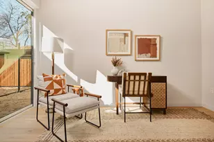 1404 Garden St, Austin, TX 78702 - Photo 6