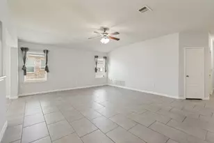 113 Screech Owl Dr, Kyle, TX 78640 - Photo 6