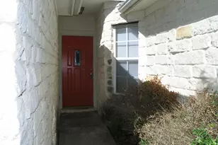 2007 Coachlamp Dr, Cedar Park, TX 78613 - Photo 4
