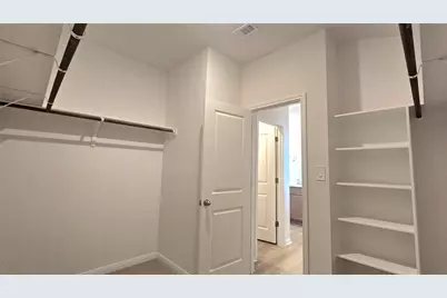 122 Holmby Drive, Hutto, TX 78634 - Photo 12