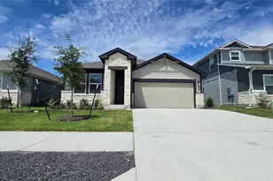 122 Holmby Dr, Hutto, TX 78634 - Photo 2