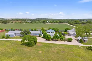 208 Danos Dr, Fredericksburg, TX 78624 - Photo 1
