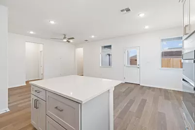 180 Condesa Street, Kyle, TX 78640 - Photo 8