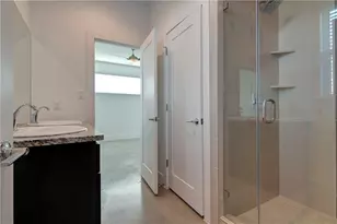 5305 Martin Ave, Austin, TX 78751 - Photo 18