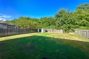 2624 Haselwood Ln, Round Rock, TX 78665 - Photo 20