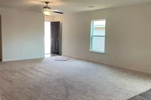 108 N Allington Circle, Jarrell, TX 76537 - Photo 14
