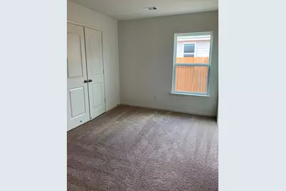 108 N Allington Circle, Jarrell, TX 76537 - Photo 6