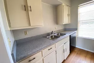 11200 Renel Dr, Austin, TX 78758 - Photo 8