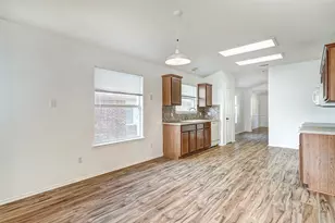 1305 4 Cabin Ct, Round Rock, TX 78665 - Photo 16