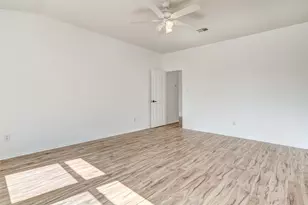 1305 4 Cabin Ct, Round Rock, TX 78665 - Photo 24