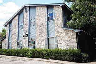 115 S Frio St, Lockhart, TX 78644 - Photo 1