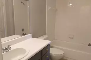 1901 Crossing Pl Pl, Austin, TX 78741 - Photo 8