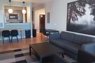 1901 Crossing Pl Pl, Austin, TX 78741 - Photo 2