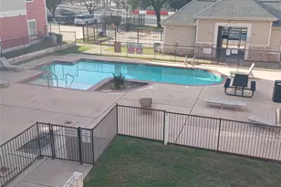 1901 Crossing Pl Pl, Austin, TX 78741 - Photo 10