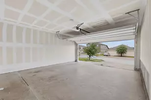 6920 Ranchito Dr, Austin, TX 78744 - Photo 18