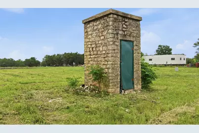 704 Fm 2657, Briggs, TX 78608 - Photo 10
