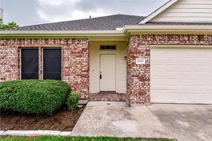 20817 Silverbell Ln, Pflugerville, TX 78660 - Photo 2