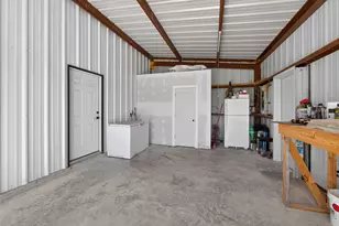 411 Avila Ln, Briggs, TX 78608 - Photo 24