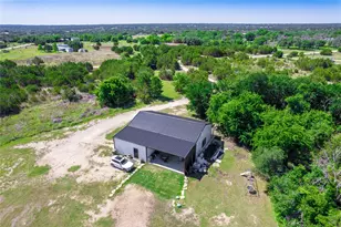411 Avila Ln, Briggs, TX 78608 - Photo 36