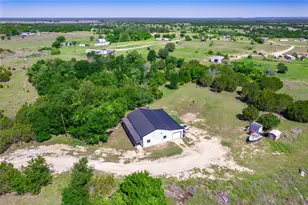 411 Avila Ln, Briggs, TX 78608 - Photo 34