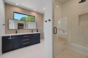 405 Barrett Ln, Austin, TX 78733 - Photo 10