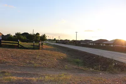 1100 County Road 313, Jarrell, TX 76537 - Photo 10