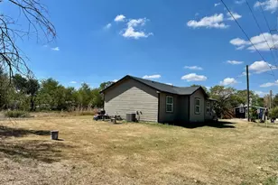 501 Maple St, Taylor, TX 76574 - Photo 18