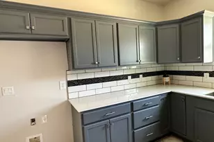 501 Maple St, Taylor, TX 76574 - Photo 6