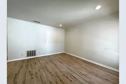 1005 W Martin Luther King Jr Boulevard #B, Austin, TX 78701 - Photo 4