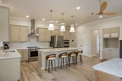 125 Crystal Springs Drive, Georgetown, TX 78633 - Photo 4