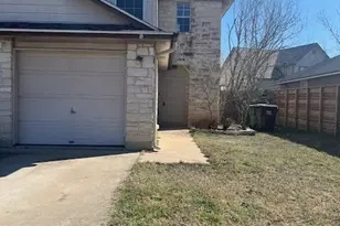 1105 Christopher Dr, Round Rock, TX 78681 - Photo 2