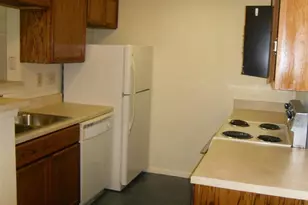 114 E 31st St, Austin, TX 78705 - Photo 6