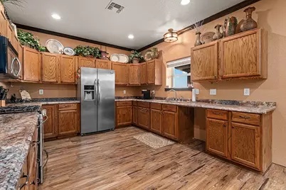 646 Victor Eckhardt Road, Fredericksburg, TX 78624 - Photo 18