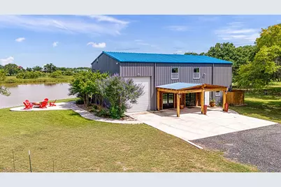 646 Victor Eckhardt Road, Fredericksburg, TX 78624 - Photo 10