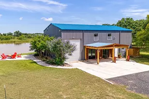 646 Victor Eckhardt Rd, Fredericksburg, TX 78624 - Photo 10