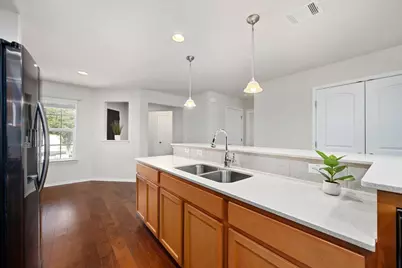 225 Hobby Street, Georgetown, TX 78633 - Photo 10