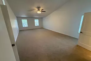 281 Hometown Pkwy, Kyle, TX 78640 - Photo 8