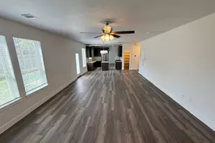 281 Hometown Pkwy, Kyle, TX 78640 - Photo 6