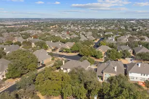 9916 Royal New Kent Dr, Austin, TX 78717 - Photo 36